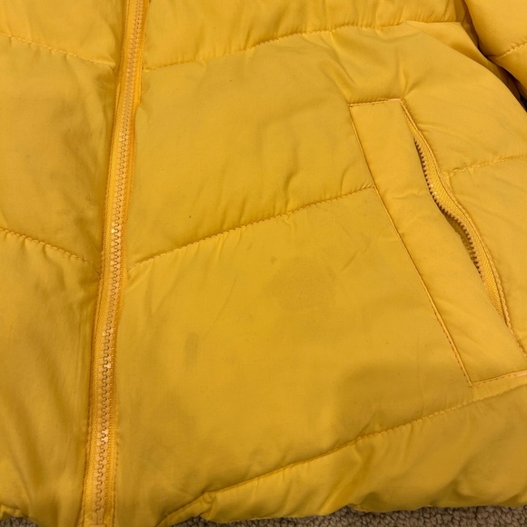 ABERCROMBIE & FITCH yellow puffer jacket - Picture 5 of 10